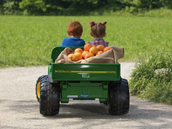 John Deere 12 volt elektrische kinder tractor met werkende graafarm en kantel bak duits engels frans vertaling - Afbeelding 11