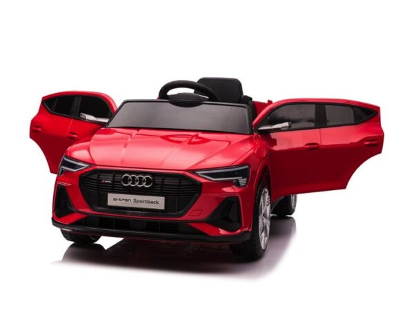 Audi e-tron ,12 volt elektrische kinderauto met rubberen banden, leder zitje en meer! - Afbeelding 5