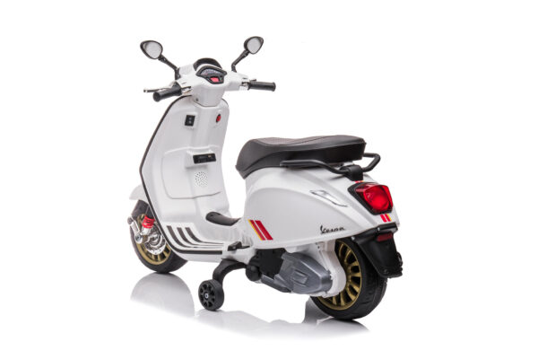 Vespa Sprint, 12 volt elektrische scooter met muziek en meer! - Afbeelding 4
